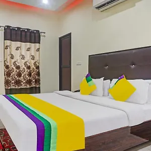 Albie Hotel